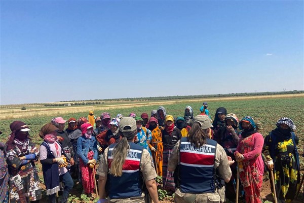 Kadın komutanlar KADES i tanıttı